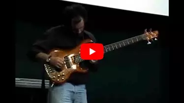 miniatura Youtube video - Giovanni De Sossi - Solo on bass